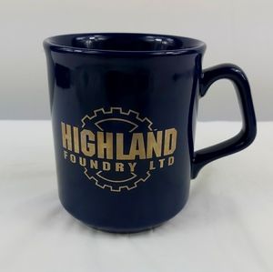 - Ceramic blue mug highland foundry made in England (Z11)